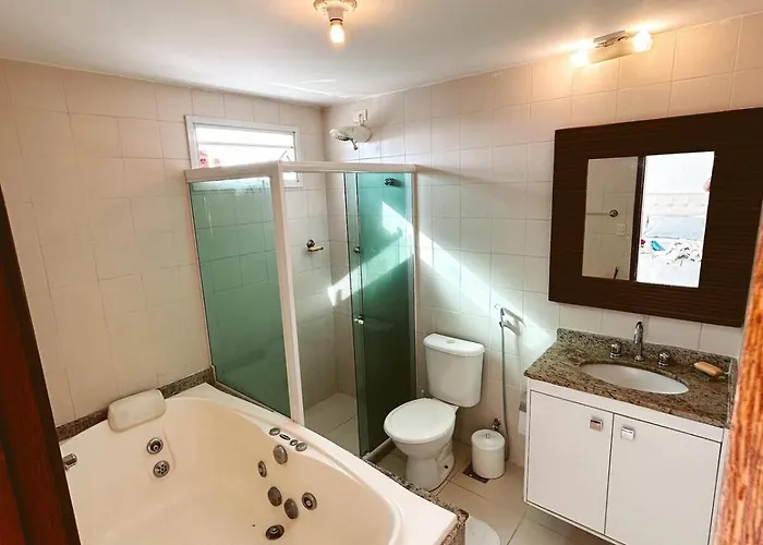 Cobertura com Banheira e Cama King